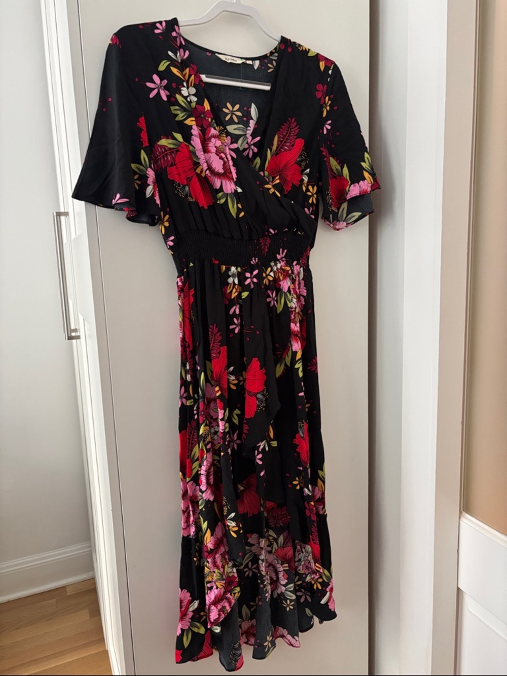 KorMei Women’s Floral Dress, Size Large, Excellent Condition!